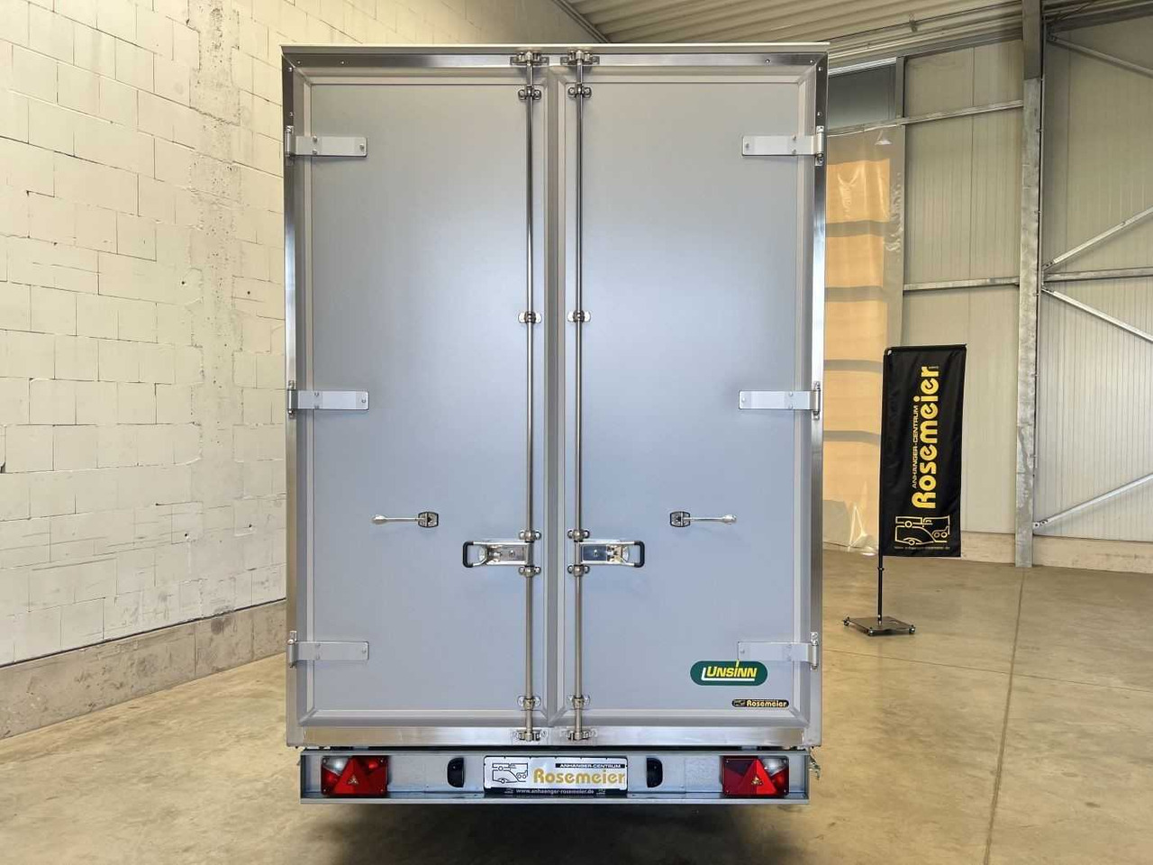 UNSINN UKT 0C 3617 - 3 Rohrbahnen Kühlanhänger - Trailer berpendingin: gambar 3 UNSINN UKT 0C 3617 - 3 Rohrbahnen Kühlanhänger - Trailer berpendingin: gambar 3