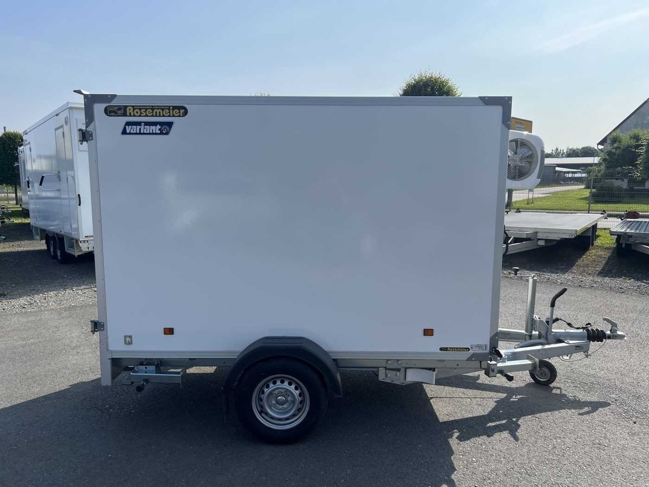 VARIANT 1315 K2 Kühlanhänger - Trailer berpendingin: gambar 2 VARIANT 1315 K2 Kühlanhänger - Trailer berpendingin: gambar 2