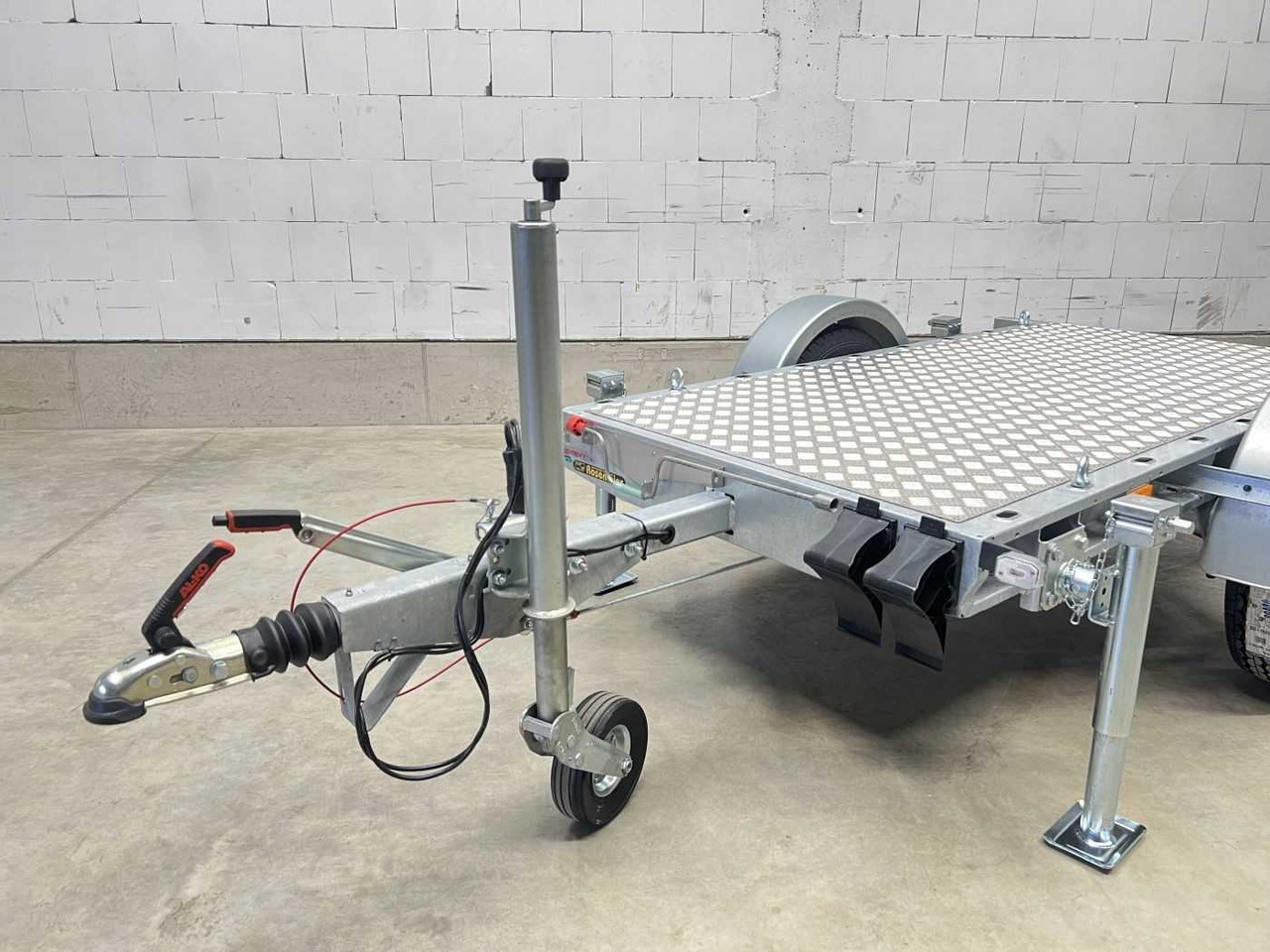 Trailer sepeda motor baru VEZEKO Generator 1-Achser Maschinentransporter: gambar 15 Trailer sepeda motor baru VEZEKO Generator 1-Achser Maschinentransporter: gambar 15