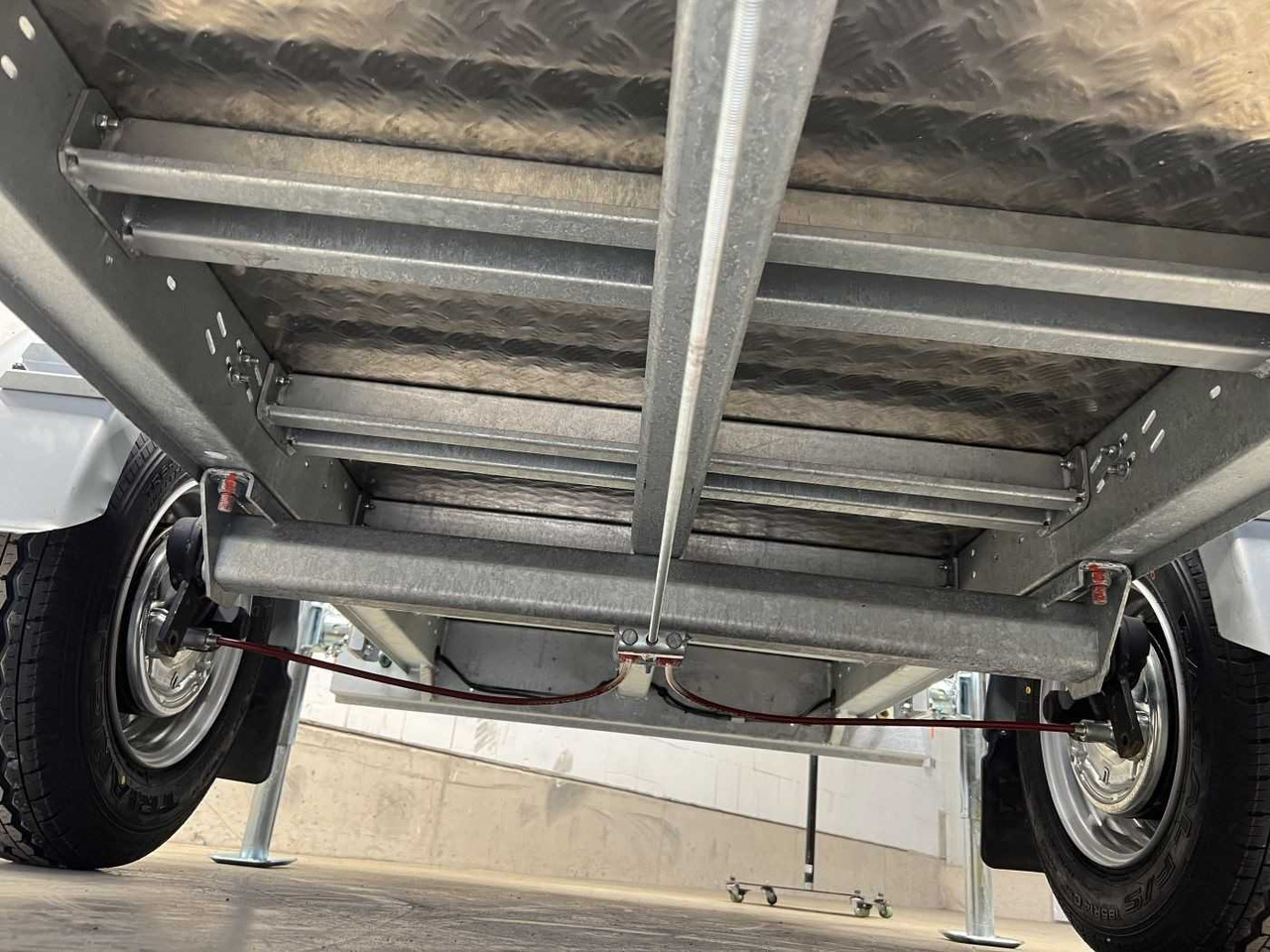 Trailer sepeda motor baru VEZEKO Generator 1-Achser Maschinentransporter: gambar 14 Trailer sepeda motor baru VEZEKO Generator 1-Achser Maschinentransporter: gambar 14