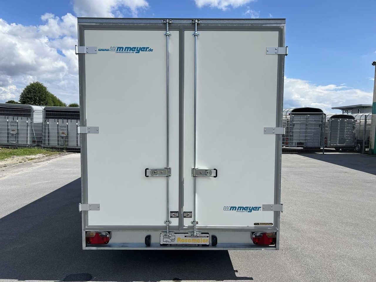 WM MEYER AZ 2760/200 S40 Kofferanhänger - Trailer kotak tertutup: gambar 4 WM MEYER AZ 2760/200 S40 Kofferanhänger - Trailer kotak tertutup: gambar 4