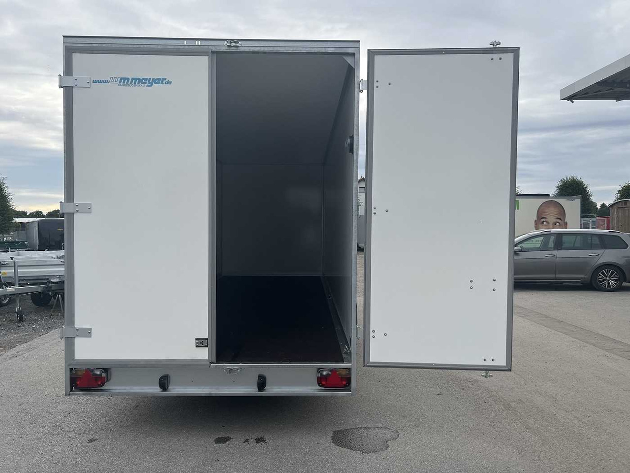WM MEYER AZ 3560/200 S40 Kofferanhänger - Trailer berpendingin: gambar 4 WM MEYER AZ 3560/200 S40 Kofferanhänger - Trailer berpendingin: gambar 4
