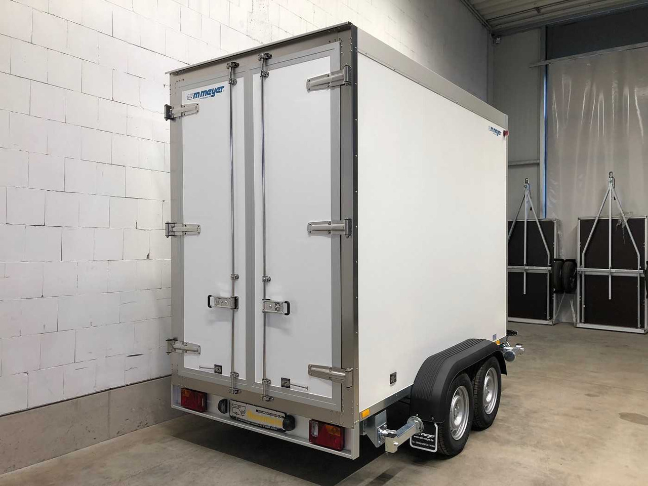 WM MEYER AZK 3030/156 Tiefkühlanhänger - Trailer berpendingin: gambar 4 WM MEYER AZK 3030/156 Tiefkühlanhänger - Trailer berpendingin: gambar 4