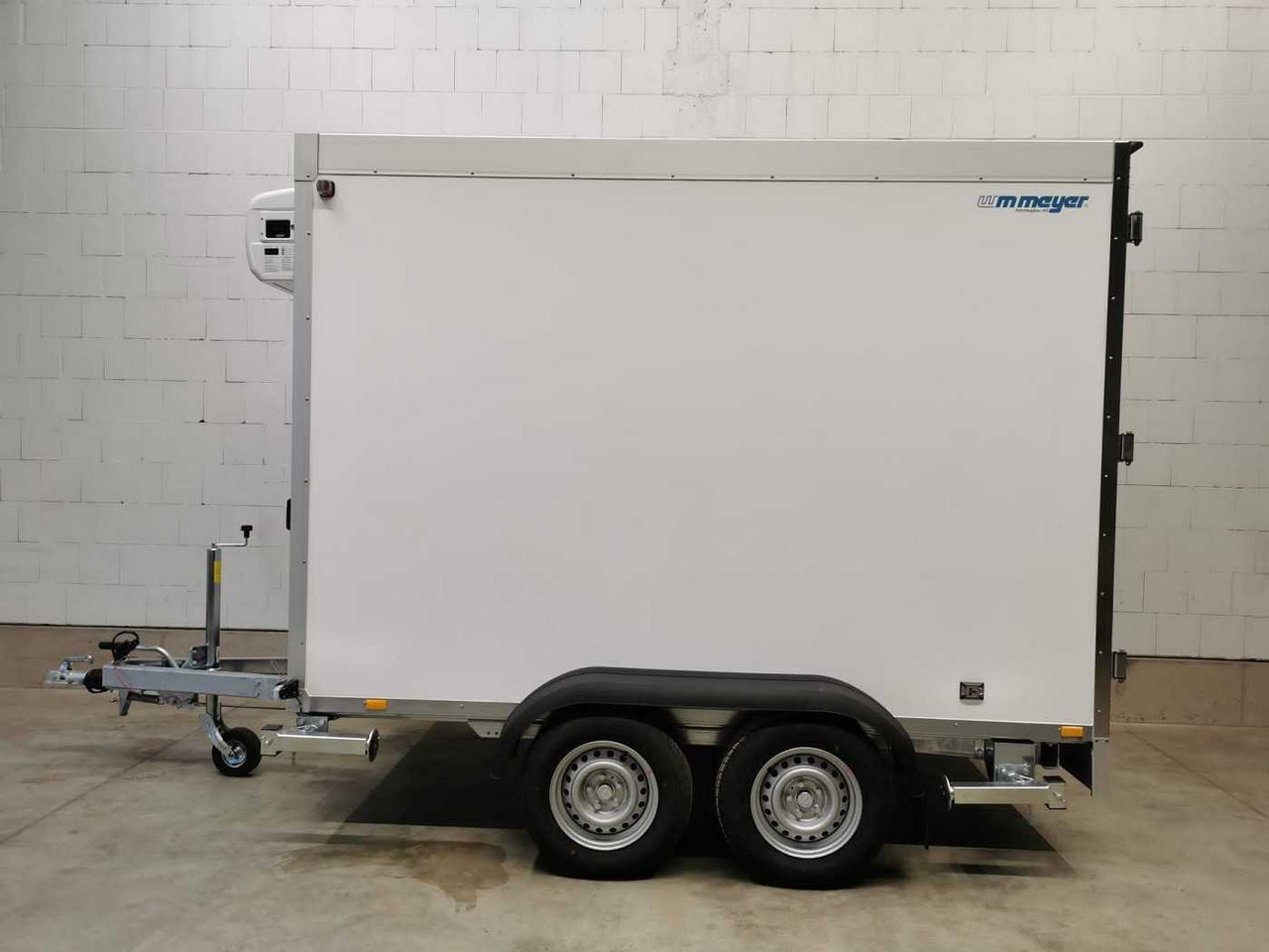 WM MEYER AZK 3030/156 Tiefkühlanhänger - Trailer berpendingin: gambar 2 WM MEYER AZK 3030/156 Tiefkühlanhänger - Trailer berpendingin: gambar 2