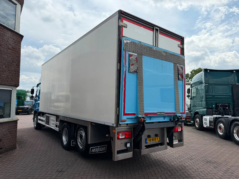 DAF CF 330 CF330 6X2 / Chereau / Carrier Supra 850U / Lift 2.000KG / Super condition / NL-Truck - Truk berpendingin: gambar 5 DAF CF 330 CF330 6X2 / Chereau / Carrier Supra 850U / Lift 2.000KG / Super condition / NL-Truck - Truk berpendingin: gambar 5