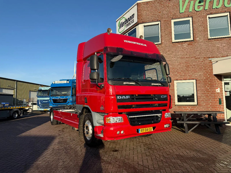 DAF CF 75 CF75-250 4X2 SPACECAB/RENOVA/STEEL/AIR/AIRCO/HOLLAND TRUCK - Pengangkut kontainer/ Container truck: gambar 1 DAF CF 75 CF75-250 4X2 SPACECAB/RENOVA/STEEL/AIR/AIRCO/HOLLAND TRUCK - Pengangkut kontainer/ Container truck: gambar 1