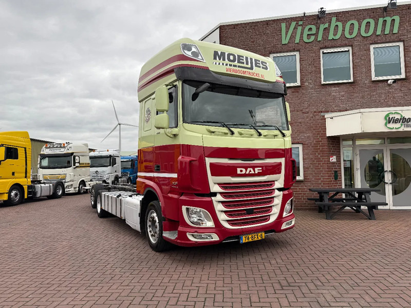 DAF XF 460 XF460 6X2 SCC EURO6 CHASSIS - HOLLAND TRUCK - TOP CONDITION!!! - Truk sasis: gambar 1 DAF XF 460 XF460 6X2 SCC EURO6 CHASSIS - HOLLAND TRUCK - TOP CONDITION!!! - Truk sasis: gambar 1