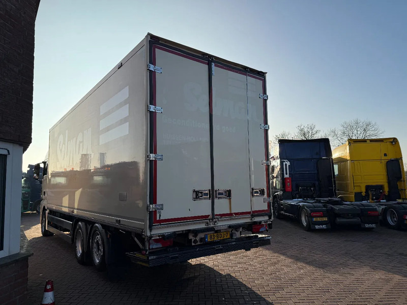 MAN TGX TGX 26.400 6X2-2 BL Iso Koffer mit LBW und Heizung EURO6 Holland Truck - Truk box: gambar 3 MAN TGX TGX 26.400 6X2-2 BL Iso Koffer mit LBW und Heizung EURO6 Holland Truck - Truk box: gambar 3