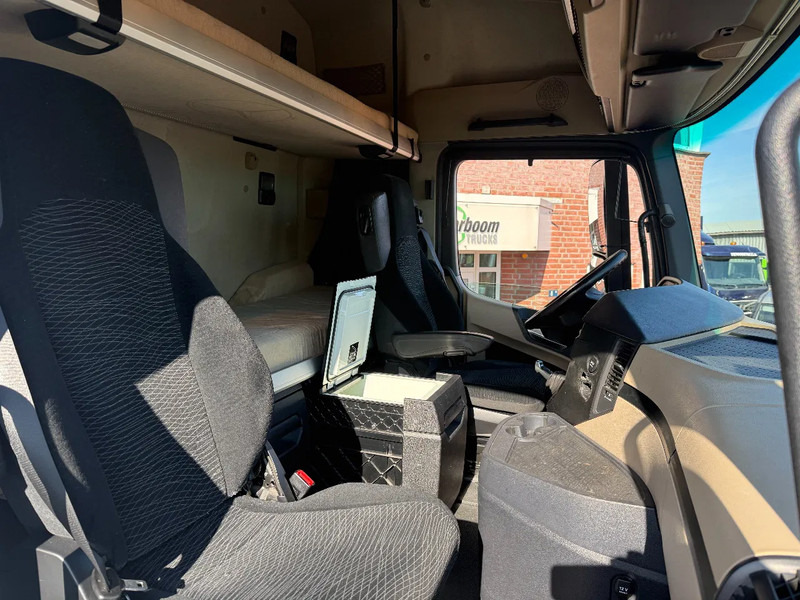 Pengangkut kontainer/ Container truck Mercedes-Benz Actros Actros 2542LL 6X2 BDF / ACC / AHK/ TUV 8-2026 / NL TRUCK: gambar 12 Pengangkut kontainer/ Container truck Mercedes-Benz Actros Actros 2542LL 6X2 BDF / ACC / AHK/ TUV 8-2026 / NL TRUCK: gambar 12