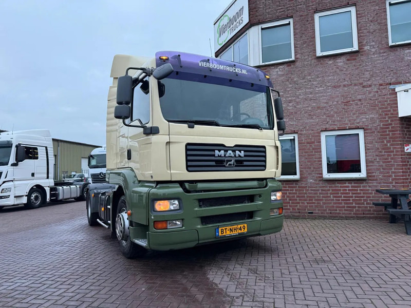 MAN TGA 18.320 TGA 18.320 4X2 / Airco/ Sleeping cabin / Euro 4 Holland Truck- Top Condition - Tractor head: gambar 1 MAN TGA 18.320 TGA 18.320 4X2 / Airco/ Sleeping cabin / Euro 4 Holland Truck- Top Condition - Tractor head: gambar 1