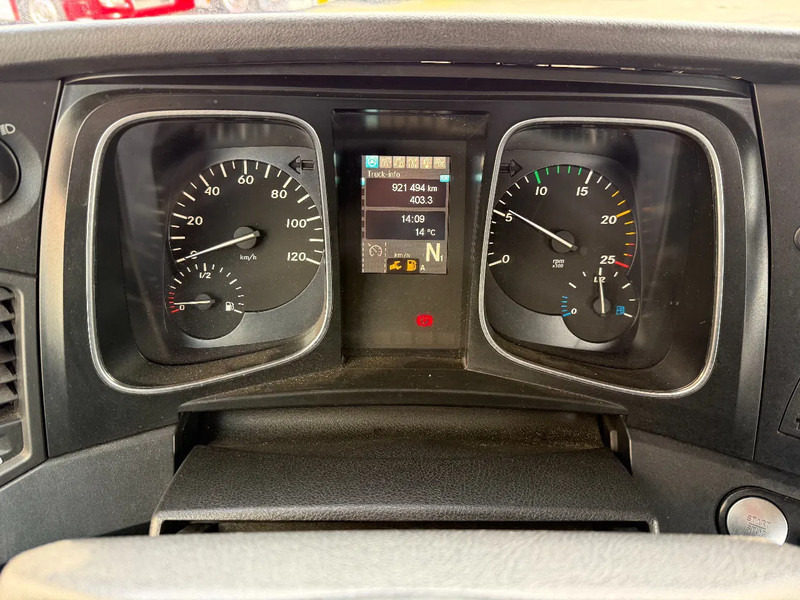 Mercedes-Benz Actros 1846LS STREAMSPACE 4X2 TREKKER EURO6 HOLLAND TRUCK VIN: 10233406 - Tractor head: gambar 5 Mercedes-Benz Actros 1846LS STREAMSPACE 4X2 TREKKER EURO6 HOLLAND TRUCK VIN: 10233406 - Tractor head: gambar 5