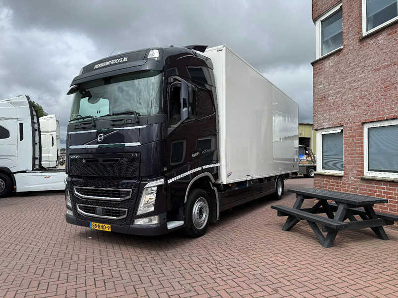 Volvo FH FH420 4X2 Globetrotter XL Kuhlkoffer mit Frigoblock - Truk berpendingin: gambar 2 Volvo FH FH420 4X2 Globetrotter XL Kuhlkoffer mit Frigoblock - Truk berpendingin: gambar 2