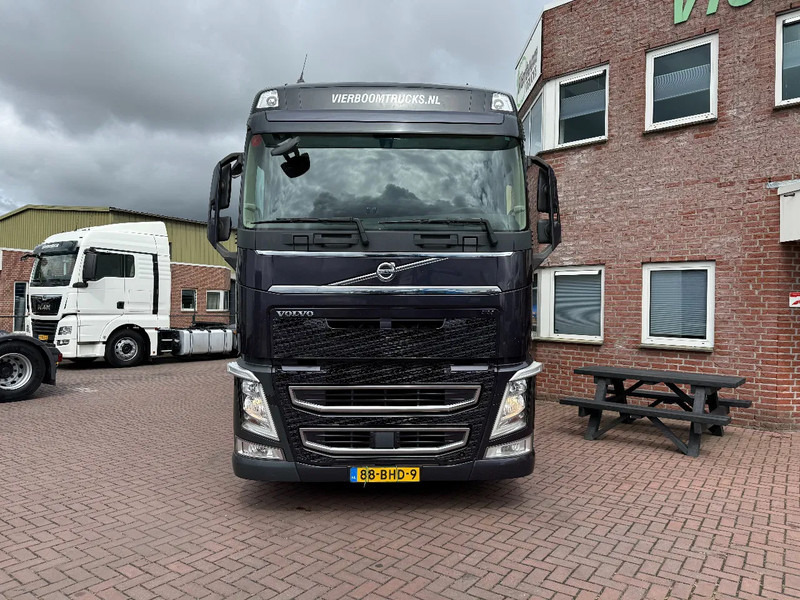 Volvo FH FH420 4X2 Globetrotter XL Kuhlkoffer mit Frigoblock - Truk berpendingin: gambar 4 Volvo FH FH420 4X2 Globetrotter XL Kuhlkoffer mit Frigoblock - Truk berpendingin: gambar 4