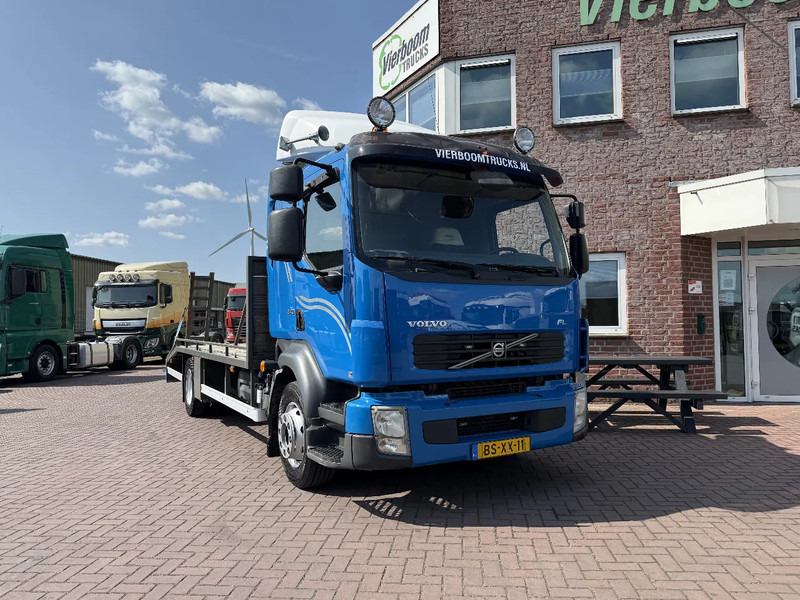 Volvo FL 12.240 FL12 .240 machinetransporter / euro4 / Schaltgetriebe / 219.746KM / Holland Truck - Truk pengangkut mobil: gambar 1 Volvo FL 12.240 FL12 .240 machinetransporter / euro4 / Schaltgetriebe / 219.746KM / Holland Truck - Truk pengangkut mobil: gambar 1