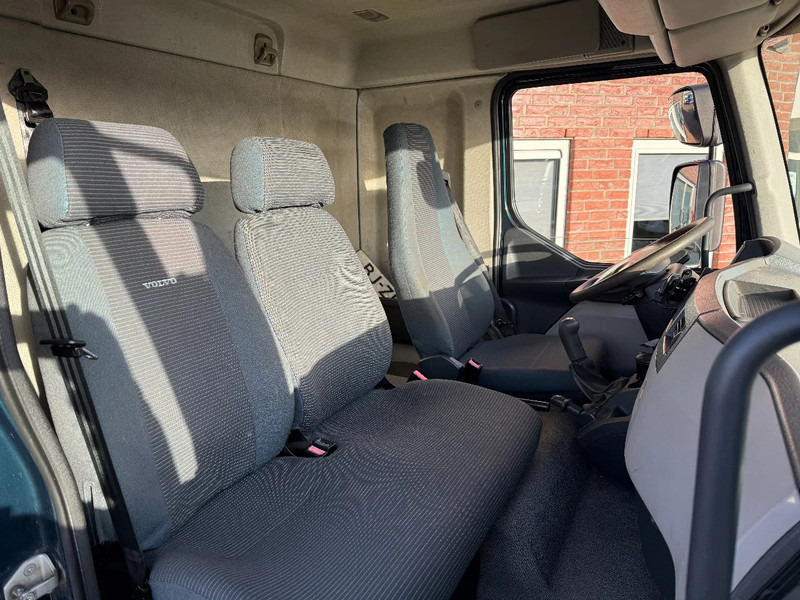Volvo FL 12 FL 280 11.990KG MANUAL GEARBOX - Truk sasis: gambar 3 Volvo FL 12 FL 280 11.990KG MANUAL GEARBOX - Truk sasis: gambar 3