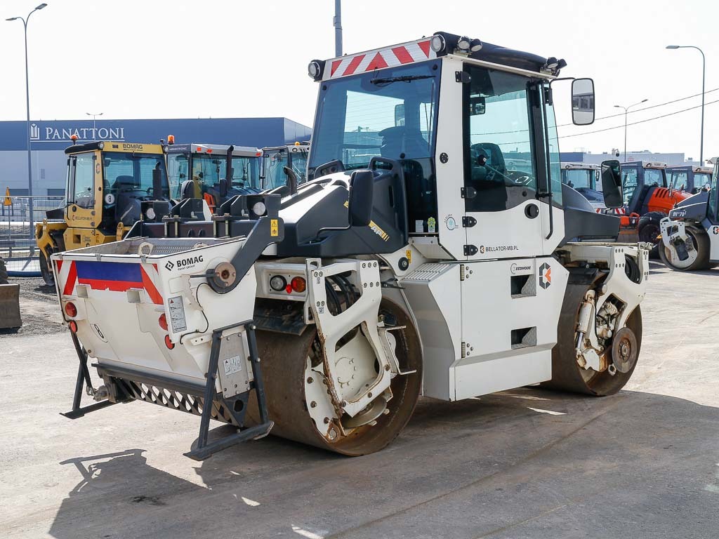 Roller jalan BOMAG BW 154 AP-4i AM: gambar 6
