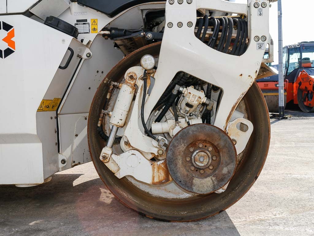 Roller jalan BOMAG BW 154 AP-4i AM: gambar 12