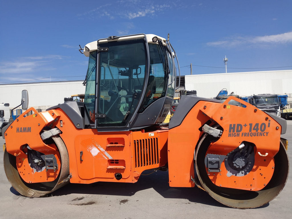 HAMM HD+ 140i VV-HF - Roller jalan: gambar 1 HAMM HD+ 140i VV-HF - Roller jalan: gambar 1