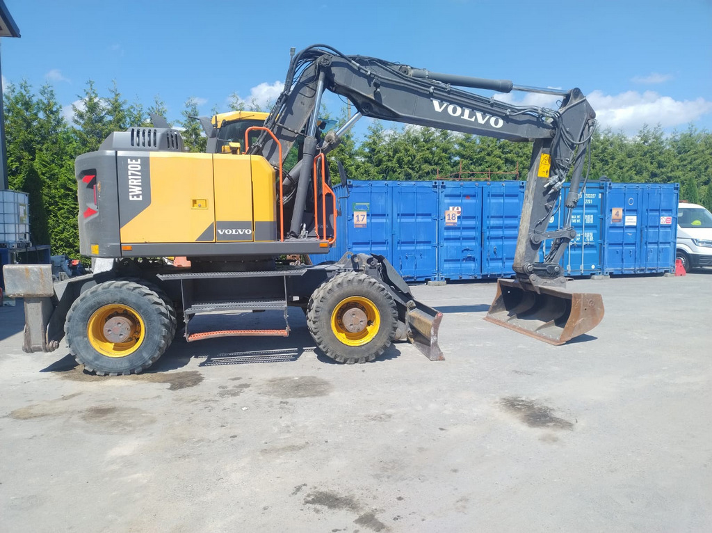 VOLVO EWR170E - Ekskavator roda: gambar 1 VOLVO EWR170E - Ekskavator roda: gambar 1