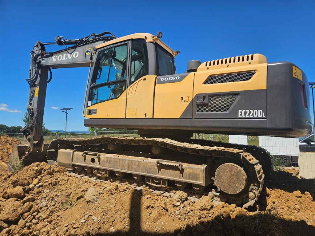 VOLVO EC 220 DL - Ekskavator perayap: gambar 2 VOLVO EC 220 DL - Ekskavator perayap: gambar 2