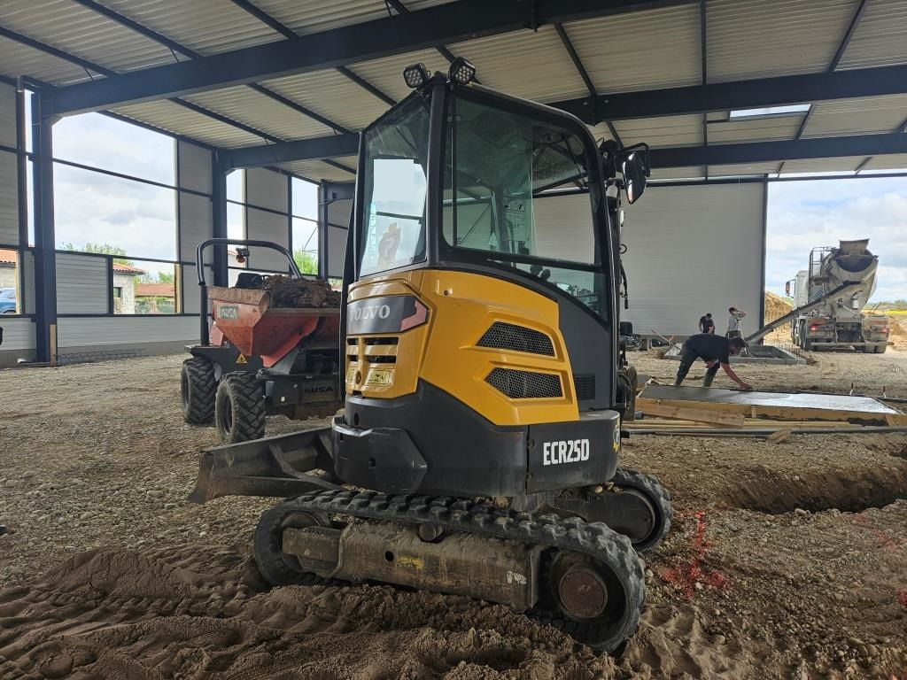 VOLVO ECR 25 D - Ekskavator mini: gambar 5 VOLVO ECR 25 D - Ekskavator mini: gambar 5