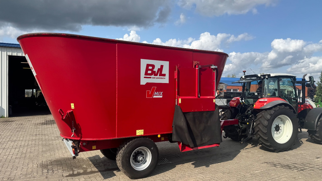 BVL V-Mix 17-2S # top Zustand # - Mixer-pengumpan: gambar 4 BVL V-Mix 17-2S # top Zustand # - Mixer-pengumpan: gambar 4