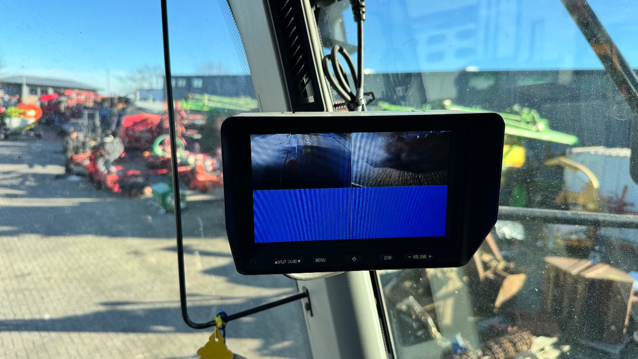 CLAAS Lexion 6900 TerraTrac 890 full Options - Pemanen gabungan: gambar 2 CLAAS Lexion 6900 TerraTrac 890 full Options - Pemanen gabungan: gambar 2