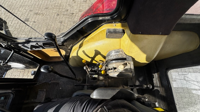 Case IH 1056 XL Oldtimer mit TÜV#top Condition# - Traktor: gambar 4 Case IH 1056 XL Oldtimer mit TÜV#top Condition# - Traktor: gambar 4