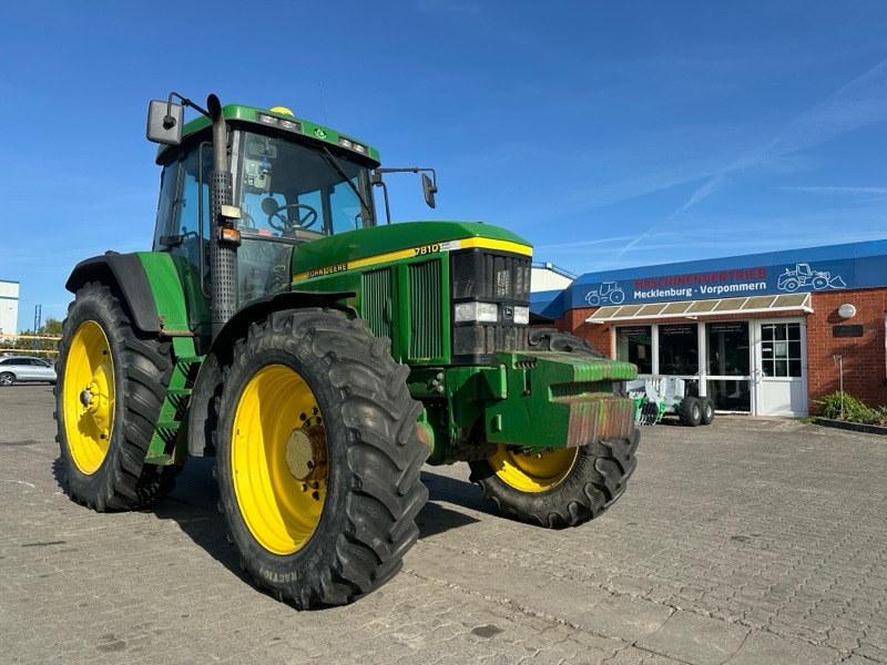 John Deere 7810 Powrquad - Traktor: gambar 1 John Deere 7810 Powrquad - Traktor: gambar 1