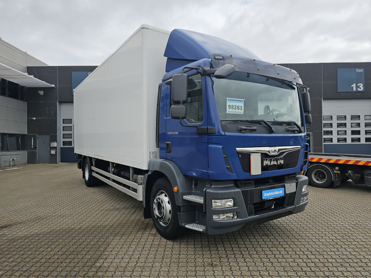 MAN TGM 18.290 - Truk box: gambar 2 MAN TGM 18.290 - Truk box: gambar 2