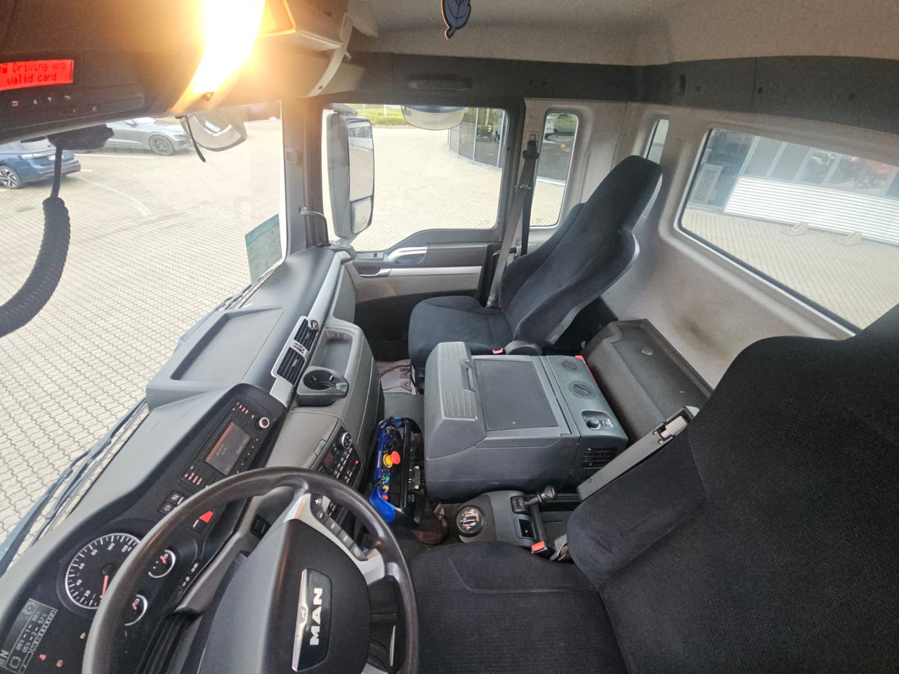 Pengangkut kontainer/ Container truck MAN TGS 26.400 6X2-4: gambar 6