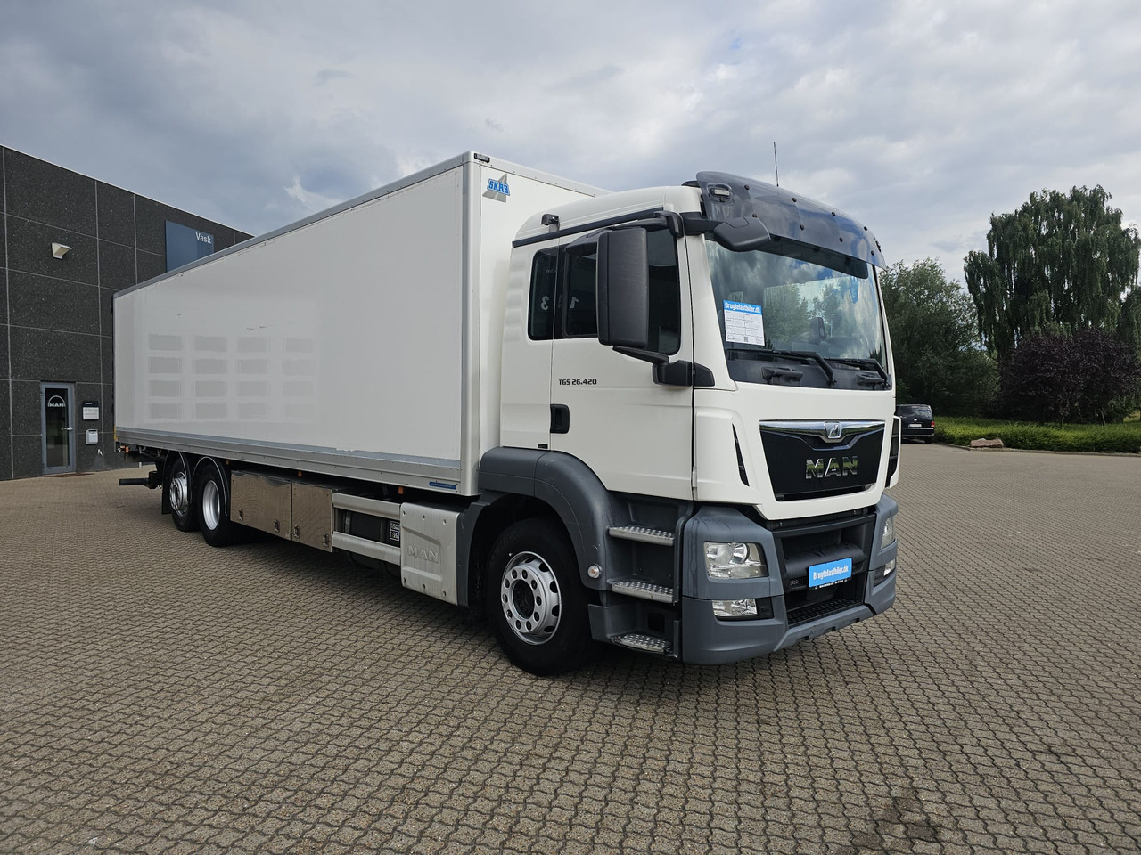 MAN TGS 26.420 - Truk box: gambar 2 MAN TGS 26.420 - Truk box: gambar 2