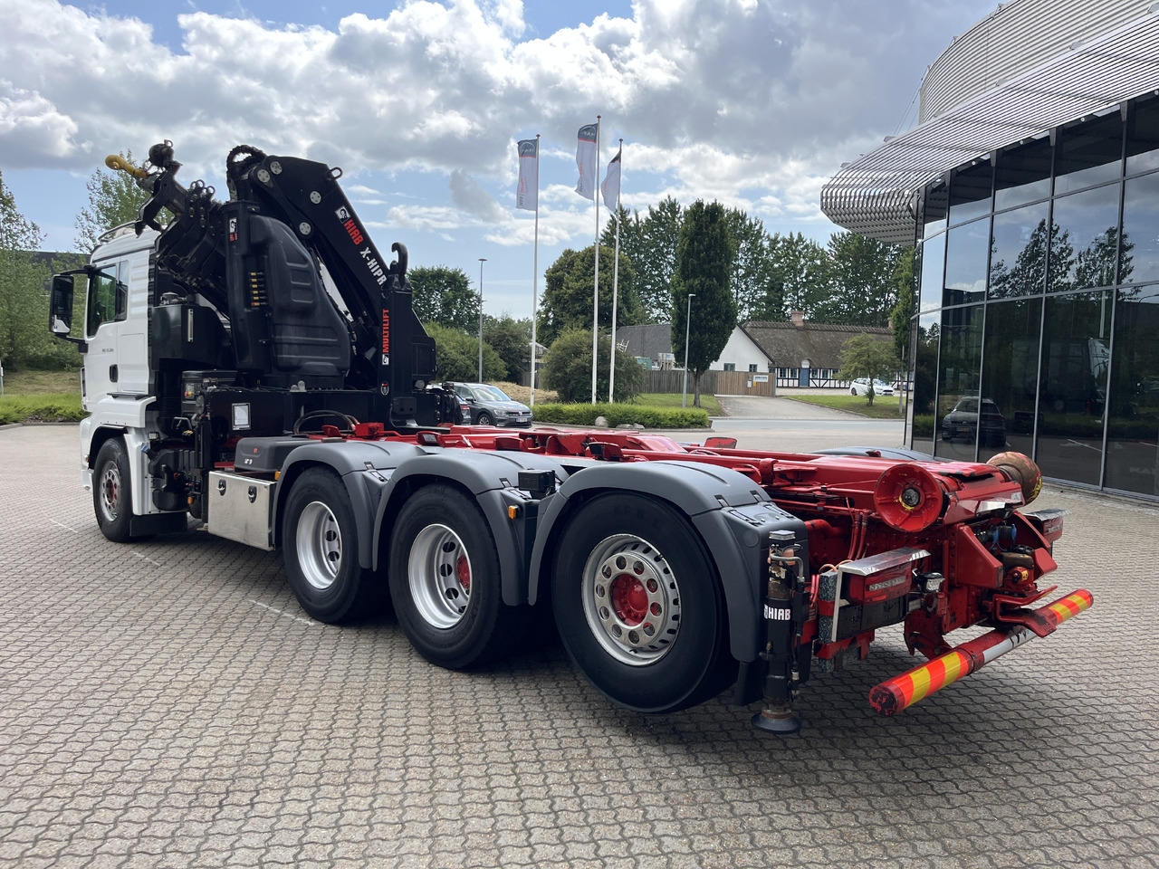 MAN TGS 35.500 8x4 - Pengangkut kontainer/ Container truck, Truk derek: gambar 3 MAN TGS 35.500 8x4 - Pengangkut kontainer/ Container truck, Truk derek: gambar 3