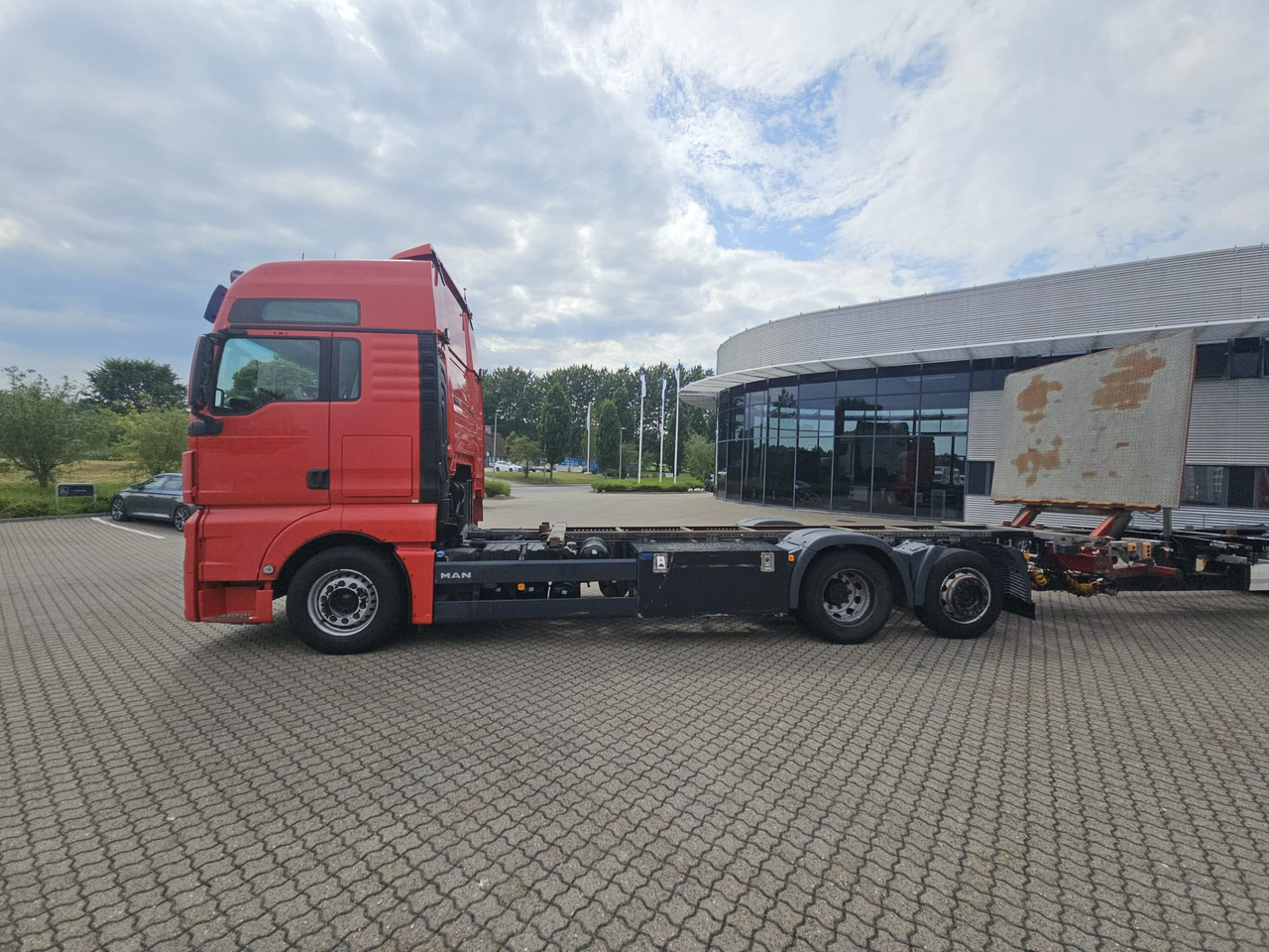 MAN TGX 26.500 with trailer - Pengangkut kontainer/ Container truck: gambar 5 MAN TGX 26.500 with trailer - Pengangkut kontainer/ Container truck: gambar 5
