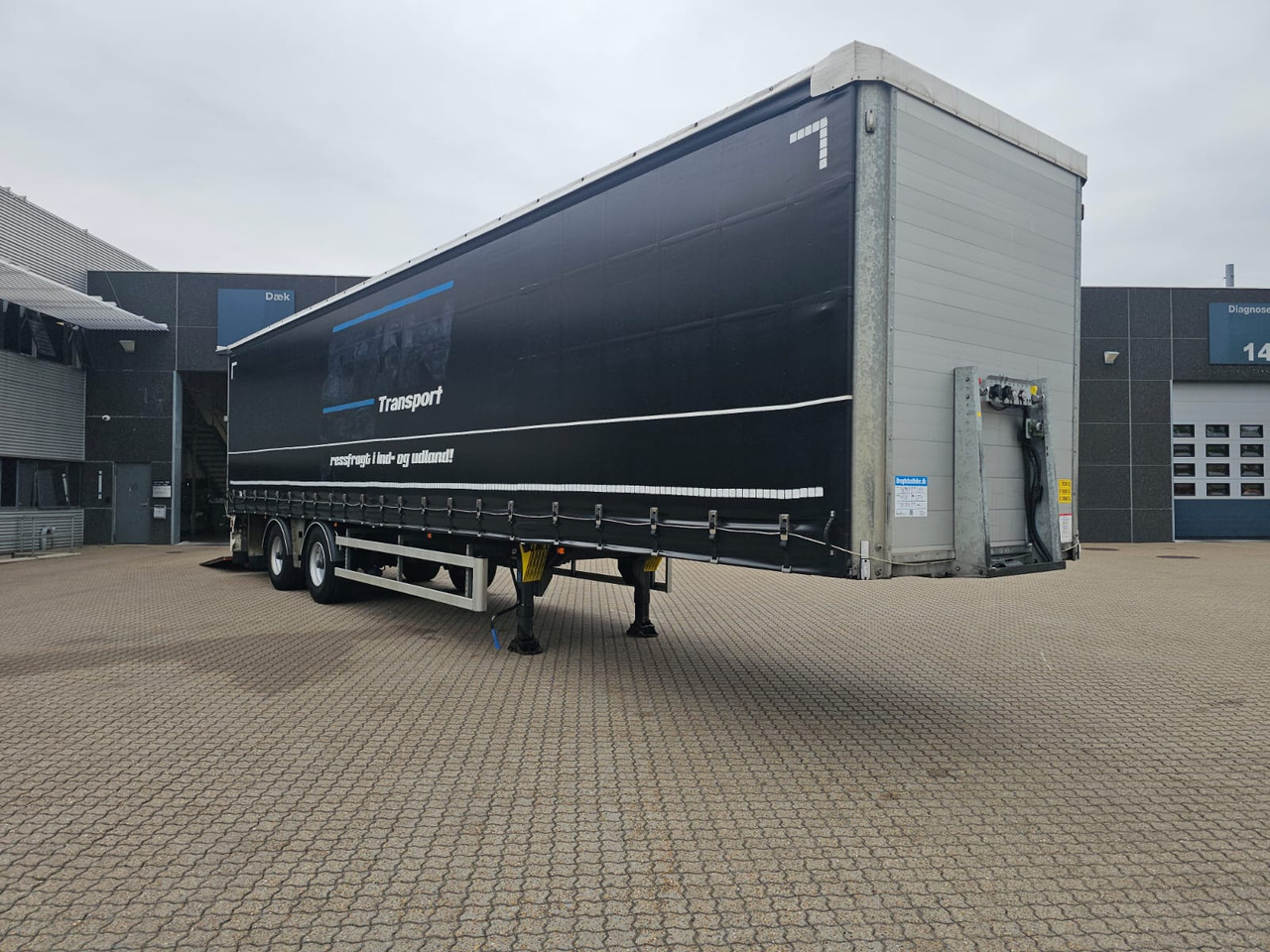 MTD 13,6 med lift - Semi-trailer dengan terpal samping: gambar 5 MTD 13,6 med lift - Semi-trailer dengan terpal samping: gambar 5