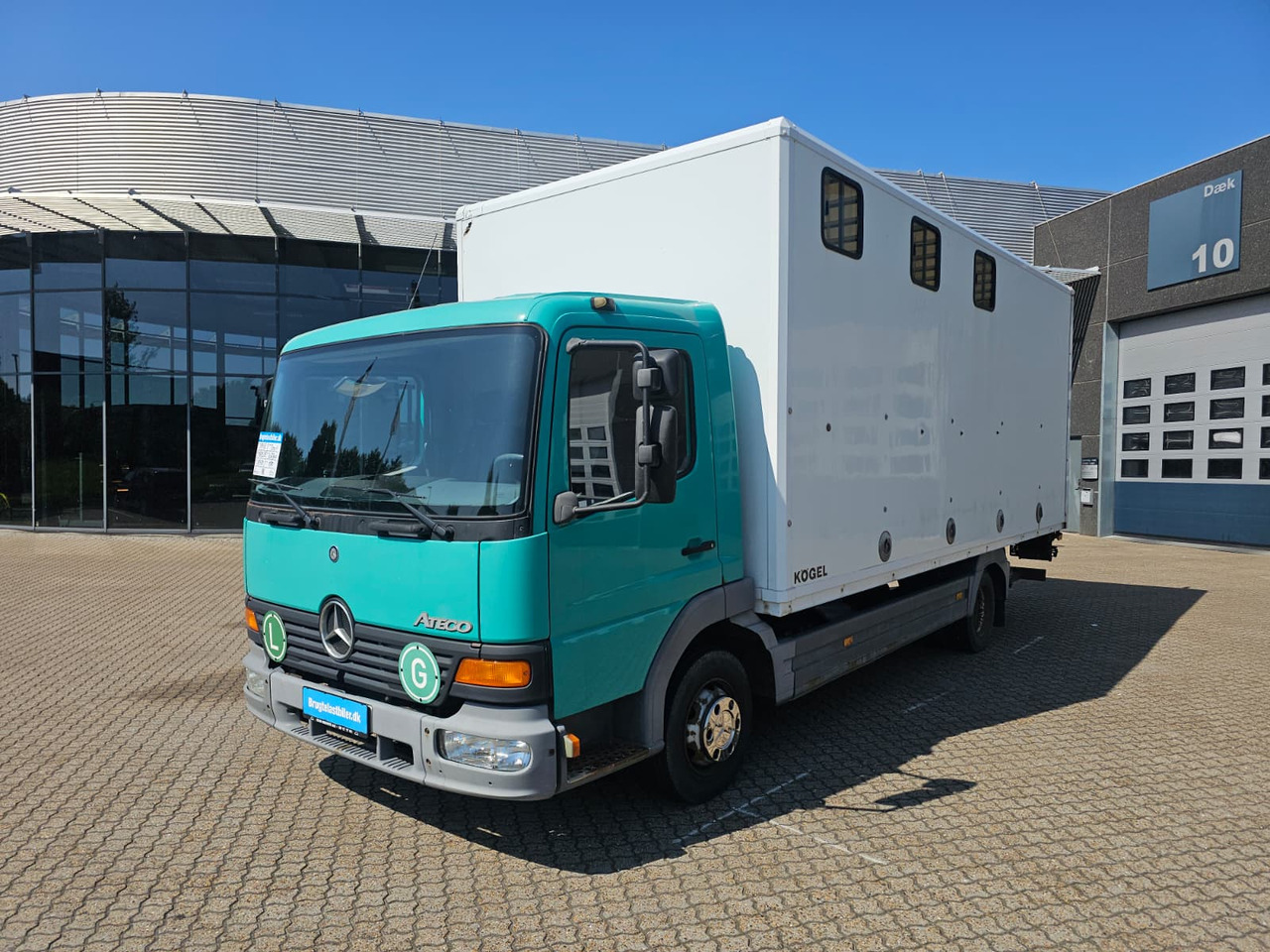 Mercedes Atego 817 - Truk pengangkut hewan: gambar 1 Mercedes Atego 817 - Truk pengangkut hewan: gambar 1