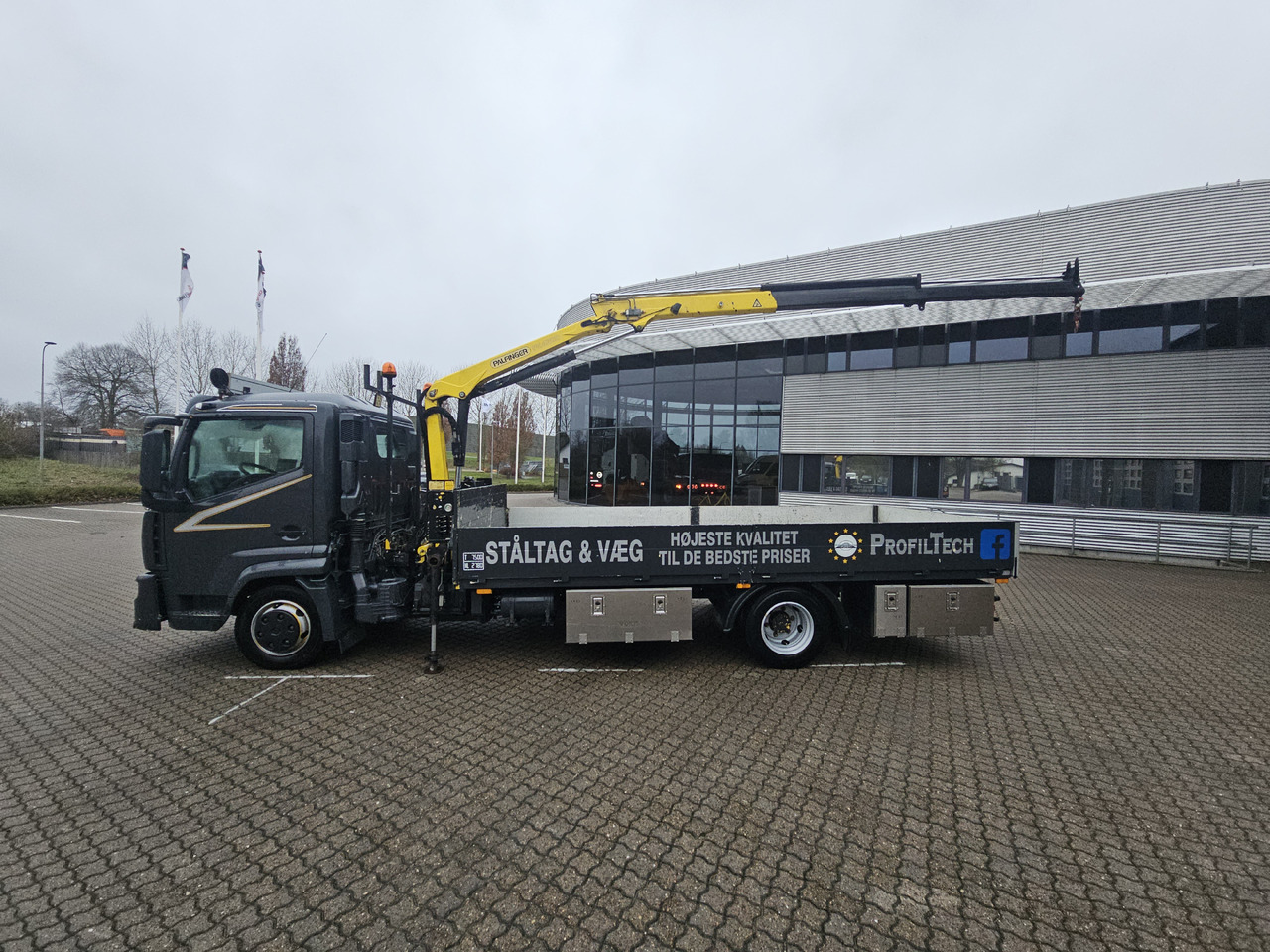 Renault D-Serie - Truk flatbed, Truk derek: gambar 2 Renault D-Serie - Truk flatbed, Truk derek: gambar 2