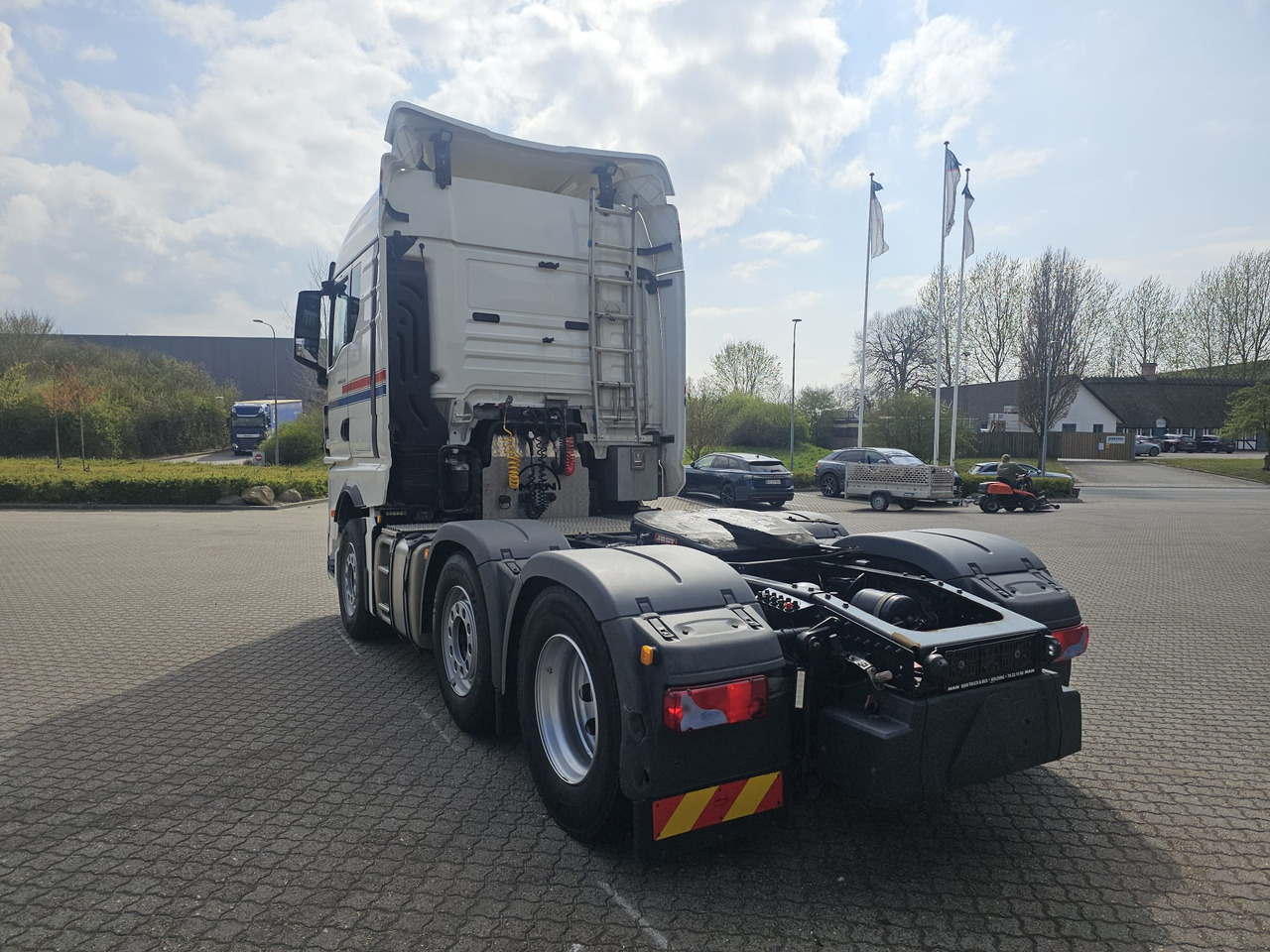 MAN TGX 26.510 - Tractor head: gambar 3 MAN TGX 26.510 - Tractor head: gambar 3
