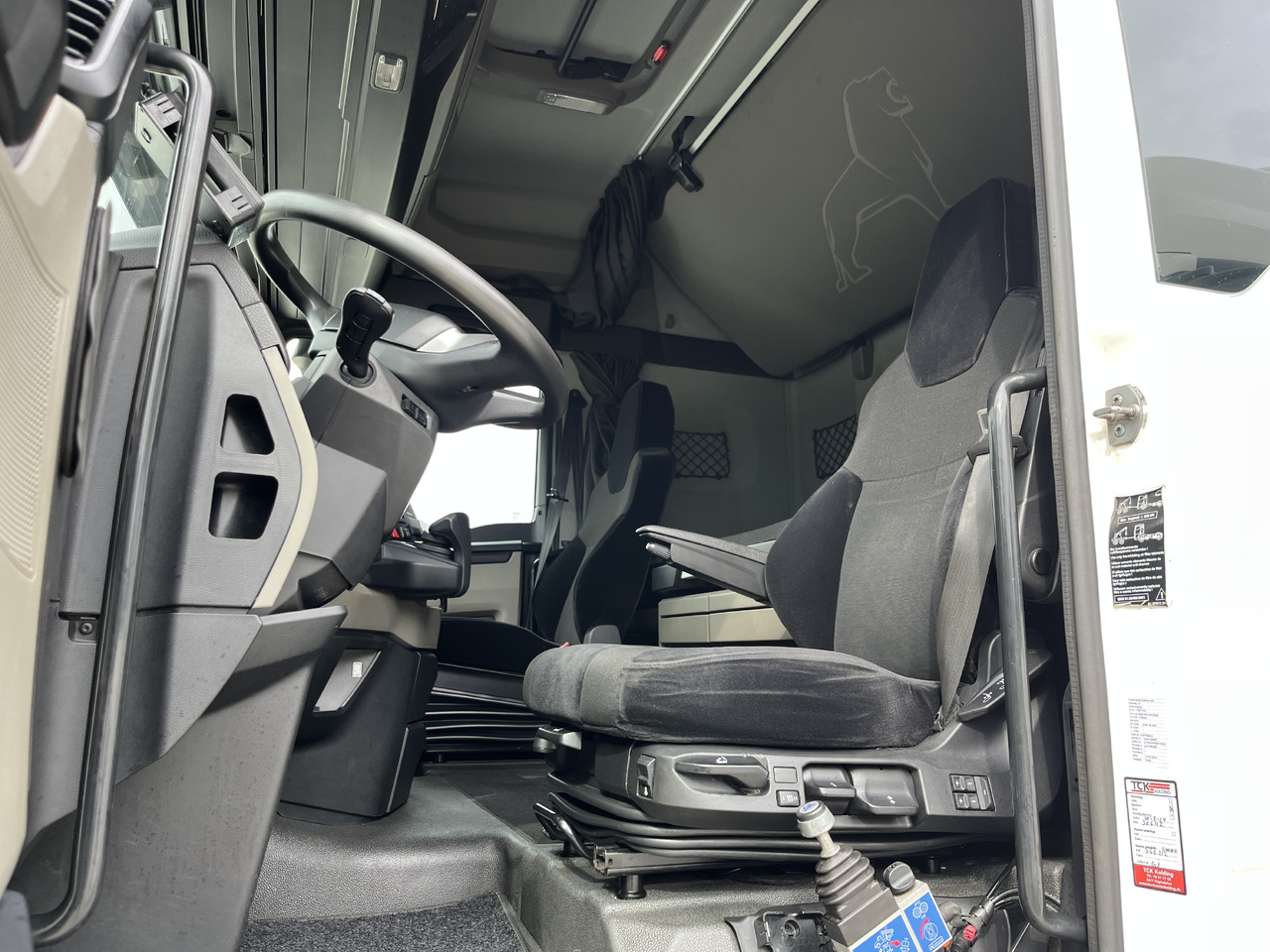 MAN TGX 26.510 hydraulik - Tractor head: gambar 5 MAN TGX 26.510 hydraulik - Tractor head: gambar 5