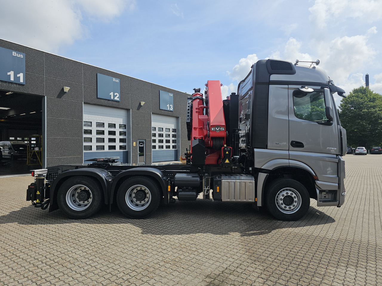 Mercedes Arocs 2653 6x4 40 T-mtr. - Tractor head: gambar 2 Mercedes Arocs 2653 6x4 40 T-mtr. - Tractor head: gambar 2