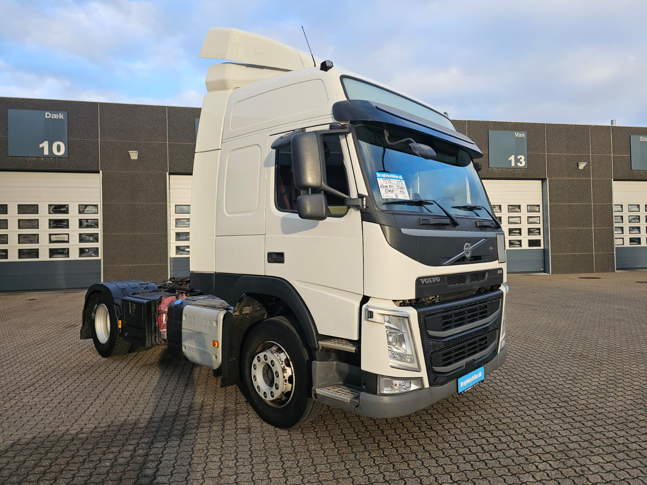 Volvo FM450 - Tractor head: gambar 2 Volvo FM450 - Tractor head: gambar 2