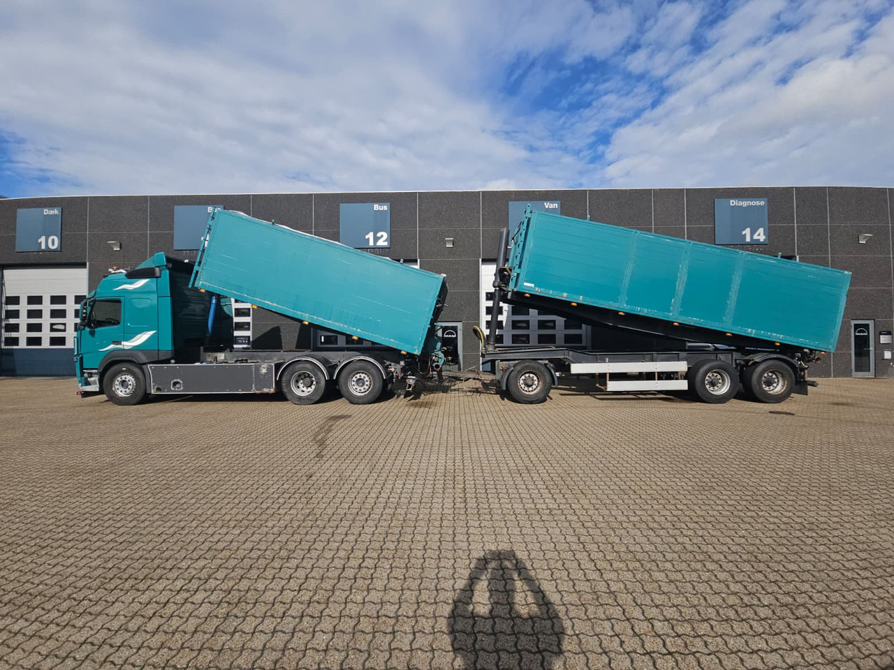 Volvo FM500 Suge-Blæse anlæg - Truk jungkit: gambar 5 Volvo FM500 Suge-Blæse anlæg - Truk jungkit: gambar 5