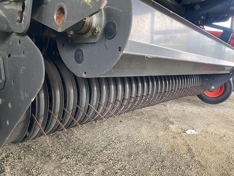 CLAAS Variant 485 RC PRO - Baler bulat: gambar 3 CLAAS Variant 485 RC PRO - Baler bulat: gambar 3