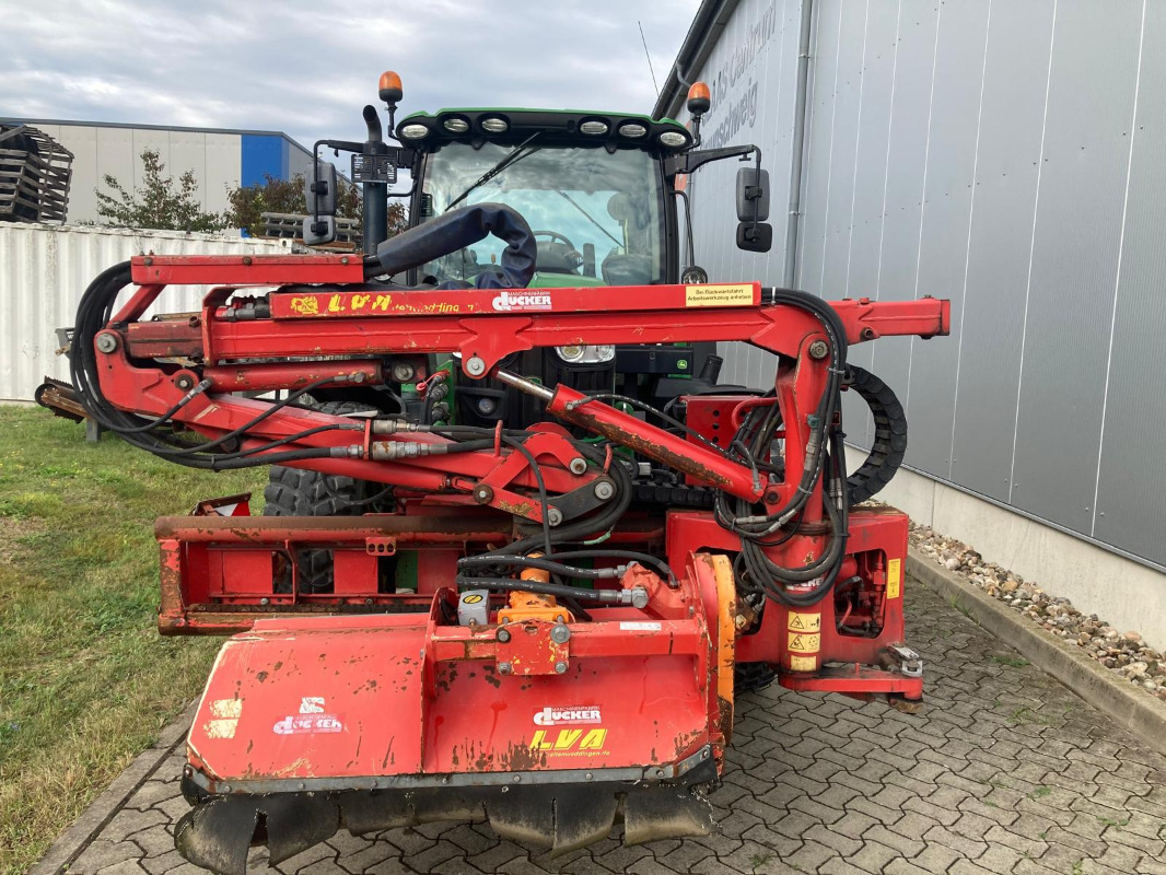 John Deere 6110R - Traktor: gambar 2 John Deere 6110R - Traktor: gambar 2
