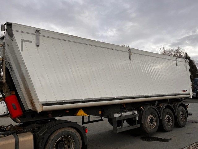Schmitz Cargobull SKI 24 Großraum Alu Kastenmulde Kombitür - Semi-trailer jungkit: gambar 3 Schmitz Cargobull SKI 24 Großraum Alu Kastenmulde Kombitür - Semi-trailer jungkit: gambar 3