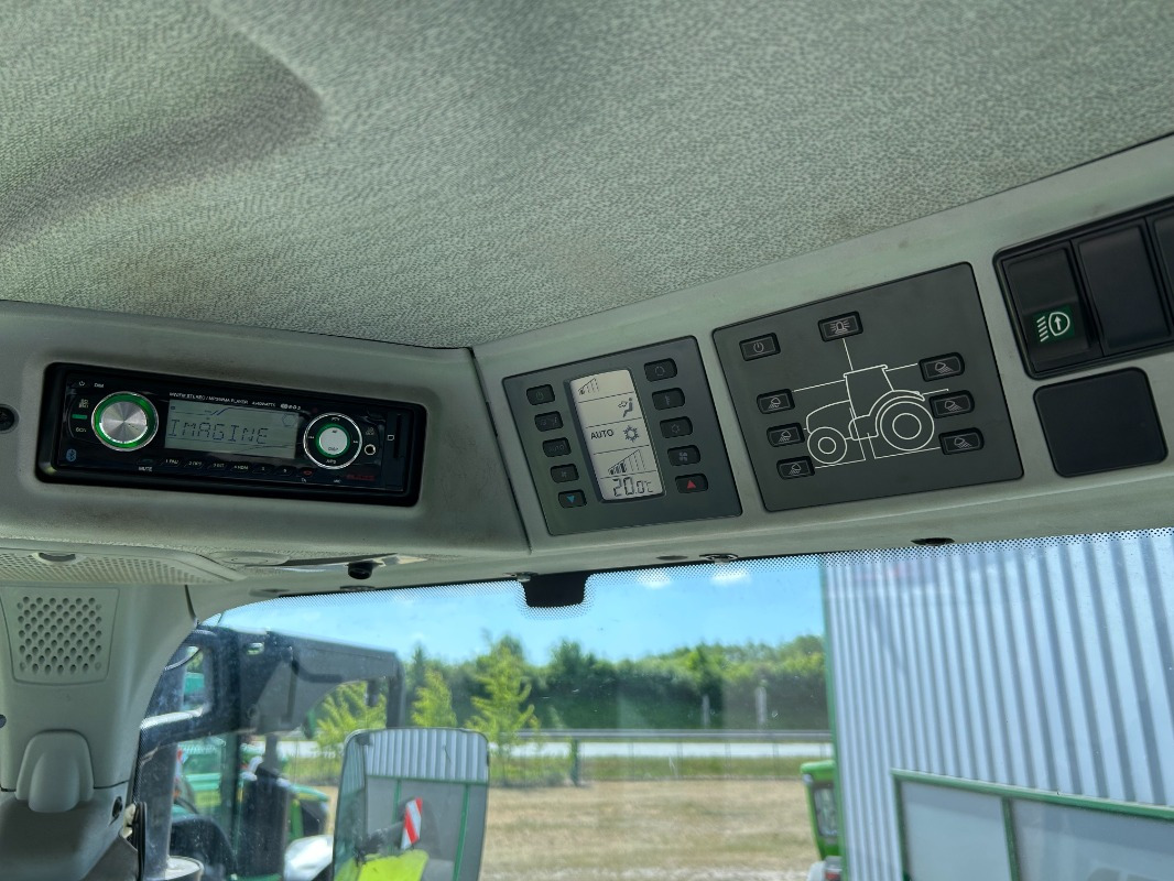 CLAAS Axion 810 CIS - Traktor: gambar 5 CLAAS Axion 810 CIS - Traktor: gambar 5