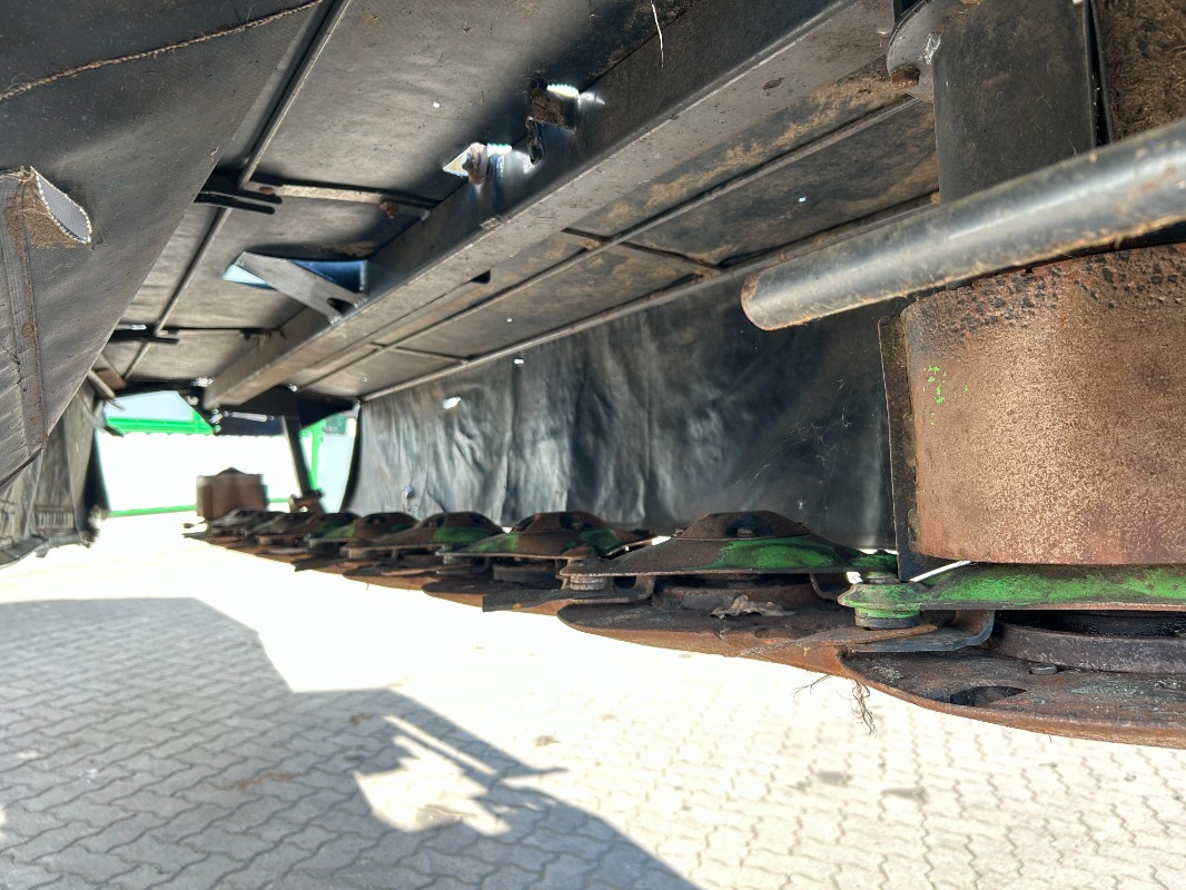 Deutz DiscMaster 440 - Mesin pemotong padang rumput: gambar 3 Deutz DiscMaster 440 - Mesin pemotong padang rumput: gambar 3
