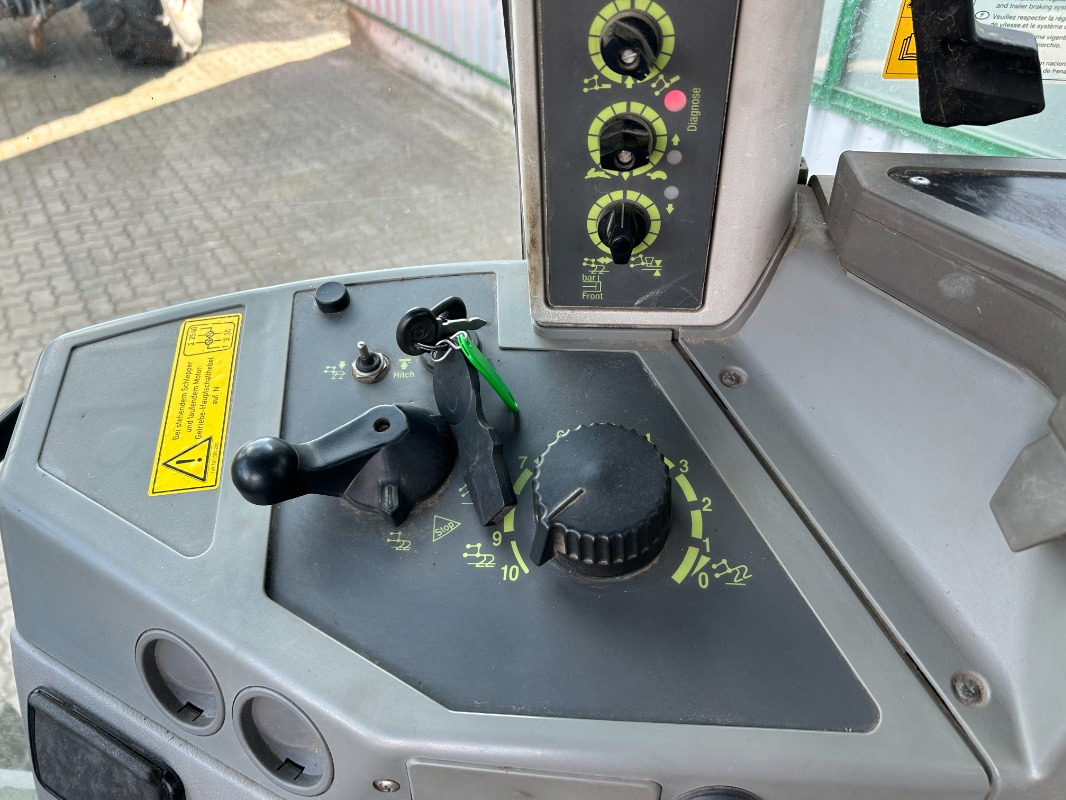 Fendt 309 C - Traktor: gambar 2 Fendt 309 C - Traktor: gambar 2