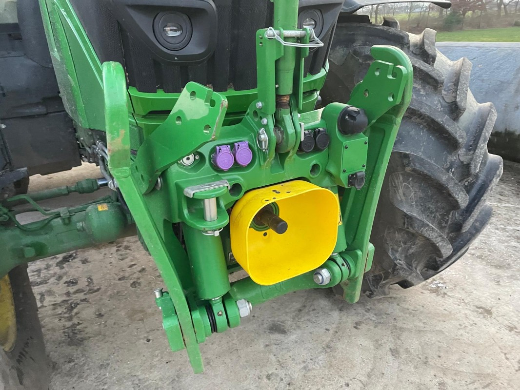 Traktor John Deere 6R 175: gambar 7