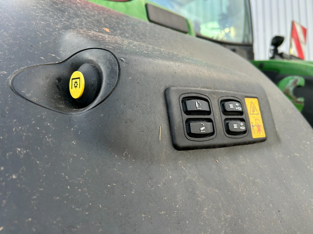 John Deere 6R 250 *MIETRÜCKLÄUFER* - Traktor: gambar 3 John Deere 6R 250 *MIETRÜCKLÄUFER* - Traktor: gambar 3